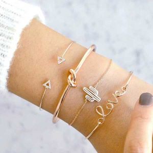4Pcs Golden Love Pattern Bangles Charm Bracelets for Girls & Women
