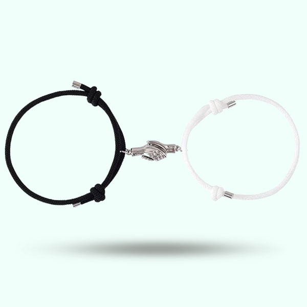 Magnetic Hold Hands Couple Bracelets – Adjustable Matching Set